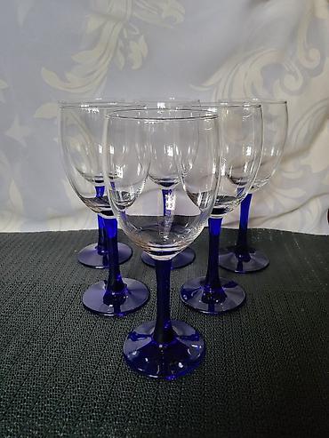 Čaše: Case nove,vintaz holandske za vino. Case staklo,kobaltno staklo,sve — 8
