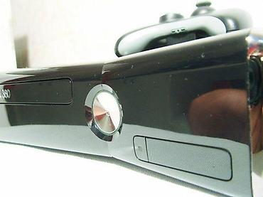 where to sell used electronics: U ponudi Xbox 360 konzola, odlično očuvana. Noviji model sa pločom — 9