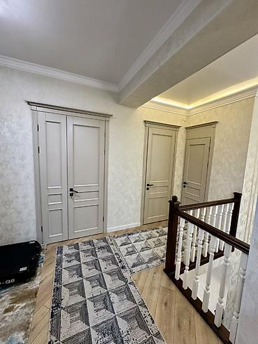 Долгосрочная аренда домов: 200 м², 8 комнат, Евроремонт, Лоджия, Парковка — 14