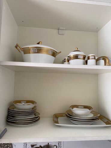 Uzunmüddətli kirayə mənzillər: Kristalin binasinda 13/3 mertebesinde 3 otaqli ev 550 azn evde bütun — 15