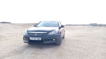 фольксваген пассат 2 0: Honda Accord: 2.4 l | 2010 il Sedan