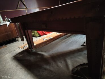 Бильярдные столы: Продаю бильярдный стол размер 3.25*1.95(не китайский,не мрамор)дерево — 19