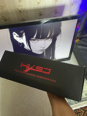 Səsgücləndiricilər, qulaqlıqlar və mikrofonlar: 🧿 Keylux V200 Klaviatura + T90 Mouse Dəsti 🔹 Şık və RGB işıqlı dizayn