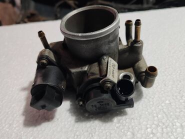 Auto delovi: Klapna gasa Lada 21214 Niva 1.7i br.1. Polovno, ocuvano. Skinuto sa — 6