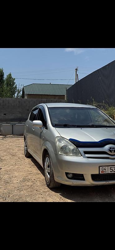 kirgiz auto: Toyota Corolla Verso: 2005 г., 1.8 л, Механика, Бензин, Минивэн — 4