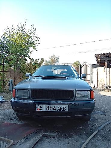 обмен на бортовой: Audi 80: 1992 г., 2 л, Механика, Бензин, Седан — 1