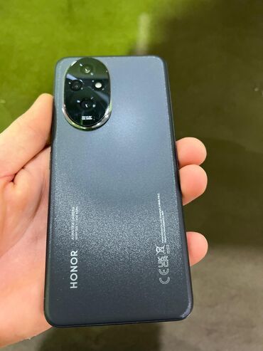 сотовый телефон fly fs505: Honor 200 Pro, 128 ГБ, цвет - Черный, Гарантия, Сенсорный, Отпечаток пальца