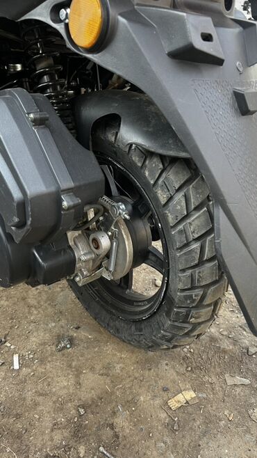 Скутеры: Тип скутера 150 куб. см, Бензин, Б/у — 5