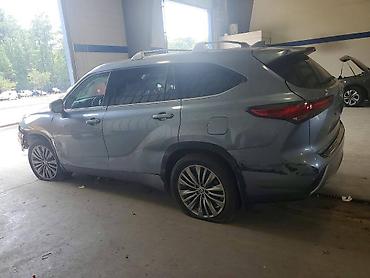 inter: Toyota Highlander: 2021 г., 2.5 л, Автомат, Гибрид — 5