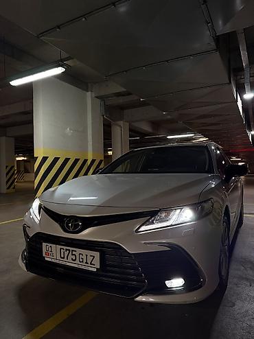 mazda cronos 626: Toyota Camry: 2023 г., 2.5 л, Автомат, Бензин, Седан — 4