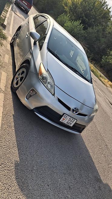 спойлео: Toyota Prius: 2012 г., 1.8 л, Вариатор, Гибрид, Хэтчбэк — 2