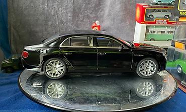 Avtomobil modelləri: Bentley, 2012 il, 1:18, Dəmir, Ödənişli çatdırılma — 13