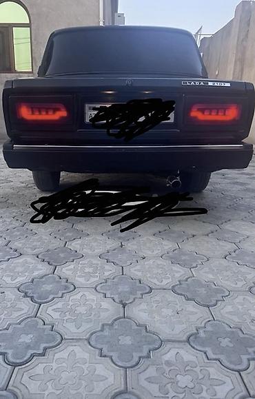 jiquli mosdu: LADA 2107 – arxa görünüşlü sedan Xüsusiyyətlər: - Model: LADA 2107 — 1