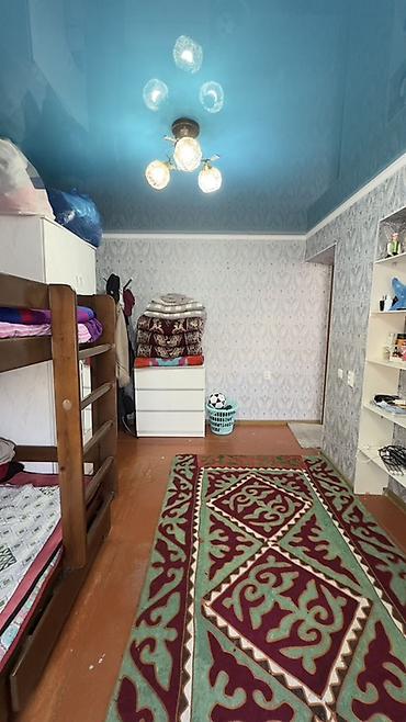 жёлтый домик: Дом с участком - Кирпичный дом с двускатной крышей, фасад огражден — 10