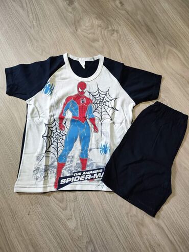 Ostale dečije stvari: Disney posteljina Cena seta: 3200 din Materijal: Pamuk/Saten Sadržaj — 6