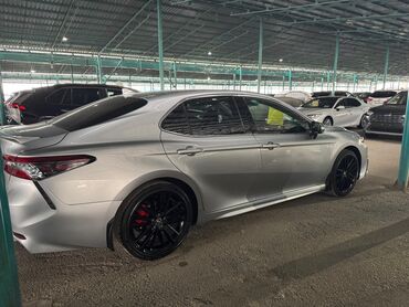 Toyota: Toyota Camry: 2022 г., 2.5 л, Автомат, Бензин, Седан — 4