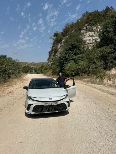 Gözəllik Salonları: Salam surucu işi axtariram Bolt Yango Uber ferqi yoxdu sadece