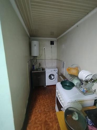 Продажа коттеджей и домов: Срочно продам дом 🏠, район Кызыл Аскер, в доме 7 комнат, 2 — 14