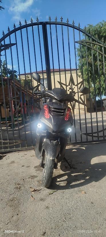kasklar motor: Skuter – şəhər daxili yolçuluq üçün praktik və qənaətcil model — 4