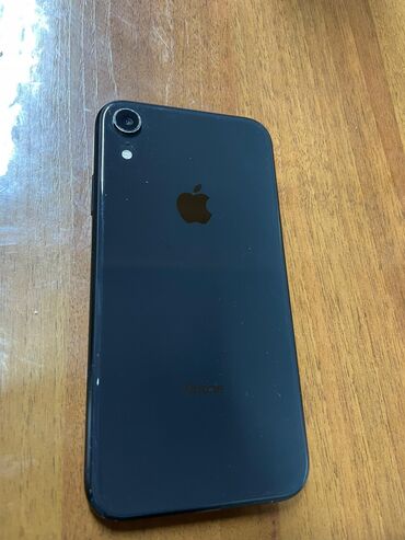Apple iPhone: IPhone Xr, Б/у, 128 ГБ, Черный, Чехол, 100 %