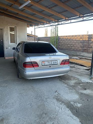 Mercedes-Benz: Mercedes-Benz E-Class: 2001 г., 4.3 л, Автомат, Бензин, Седан — 10