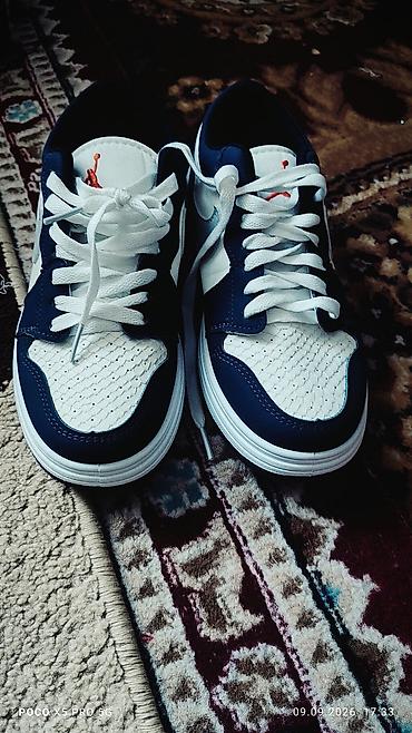 обувь для футбол: Мужские кроссовки, 40, Air Jordan, Новый, цвет - Синий, Самовывоз — 1
