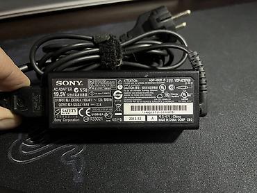 Продаю зарядка для ноутбуков Sony Блок питания для Sony (19.5V, 2.3A)