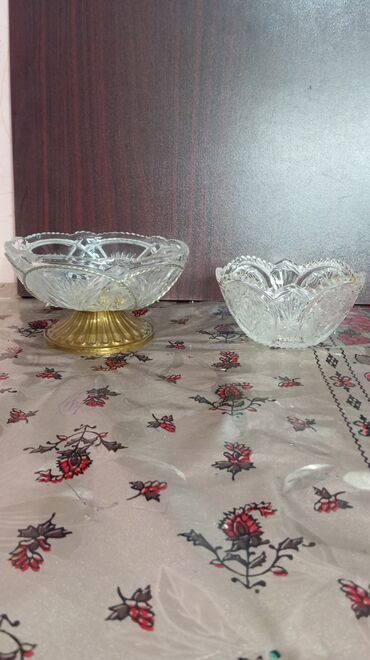 Digər dəstlər və servizlər: Kəsma naxışlı şüşə qab dəsti - 2 ədəd dərin şirniyyat/meyvə qabı – — 7