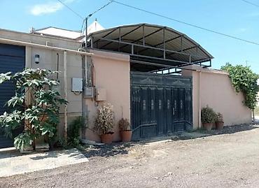 zığda: Zığ qəs. 5 otaqlı, 180 kv. m, Kredit var, Orta təmir — 1