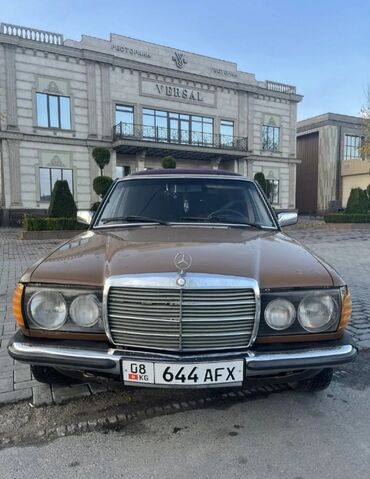 двигатель ом 617: Mercedes-Benz W123: 1983 г., 2.4 л, Механика, Дизель, Седан