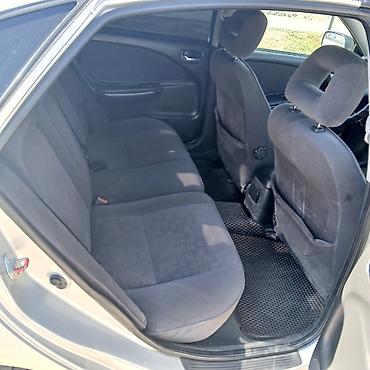 краун мажеста: Toyota Avensis: 2001 г., 2 л, Автомат, Бензин, Лифтбек — 6