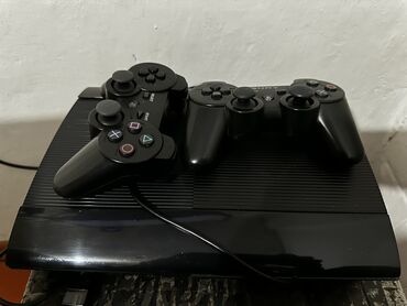 тату оборудование: PlayStation 3 Super Slim 500 ГБ + 2 джойстика + 40игр! Отличное