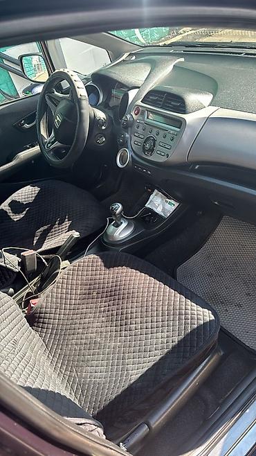srv 3: Honda Jazz: 2009 г., 1.3 л, Робот, Бензин, Седан — 2