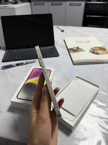 Apple iPhone: IPhone 14, Б/у, 128 ГБ, Старлайт, Коробка, 77 % — 3