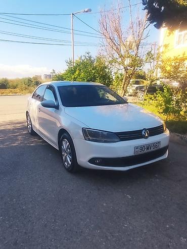 qosqu satisi: Volkswagen Jetta: 2 l | 2013 il Sedan — 5