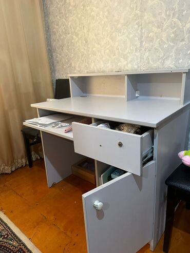 kompyuter masası: Прямой стол, С полками, С выдвижными ящиками, Азербайджан
