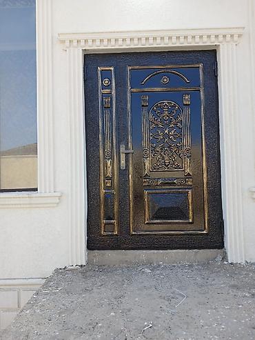 Həyət evləri və villaların satışı: Satılır: həyət evi/villa - İki mərtəbəli, sütunlu fasadlı geniş həyət — 2