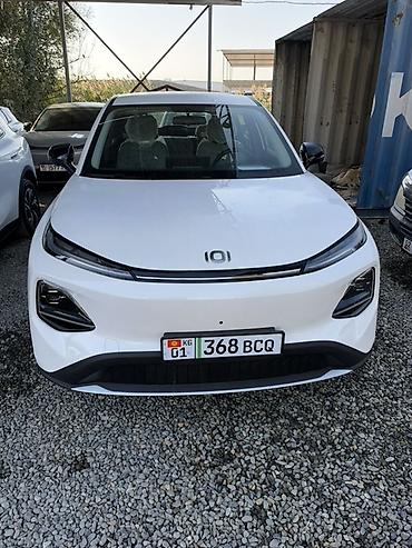 bmw g20 340: Changan Qiyuan Q05: 2026 г., Электромобиль — 1