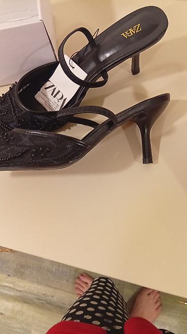 setka ayaqqabı: ZARA qadın ayaqqabısı – qara rəngli, nazik dabanlı mule/sandal tipli — 2