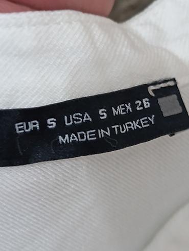 zara online: ZARA KOŠULJA I ŠORC,U ODLIČNOM STANJU.Prodaje se zajedno 1700,samo — 6
