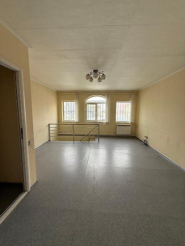 Продажа коттеджей и домов: 6 комнат и более, 300 м², 4 соток, Бишкек, 4 мкр Агентство недвижимости at lalafo.kg — 6 Продажа коттеджей и домов: 6 комнат и более, 300 м², 4 соток, Бишкек, 4 мкр Агентство недвижимости — 6