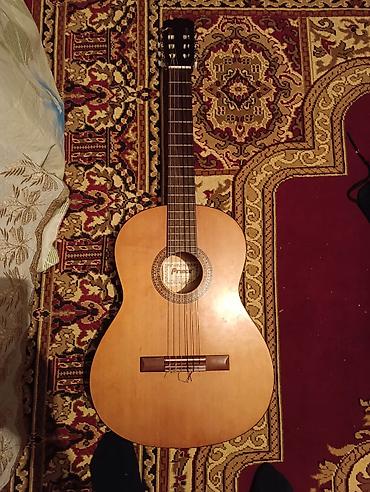 Klassik gitaralar: Klassik gitara – 4/4 ölçü - Brend/model: “Prince” (etiket iç halqada — 2