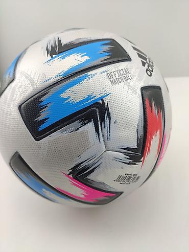 Toplar: Futbol topu "Adidas". Professional keyfiyyətli futbol topu. Metrolara — 5