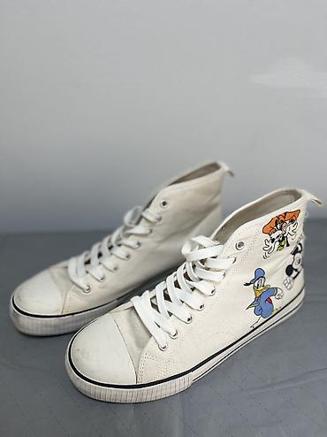 converse canta: Rəng - Ağ Krossovkalar, Disney, Ölçü: 37, Uniseks — 2