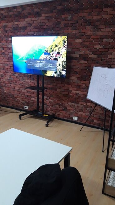 Kronşteynlər: Model NB F 160 ORİGİNAL.17-30led monitorlar üçün Hərəkətli stolüstü — 17