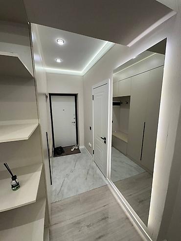 Ремонт под ключ: 🏡 Продается уютная 3-комнатная студия в ЖК «Ала-Тоо»! ✨ Площадь: 56 — 5