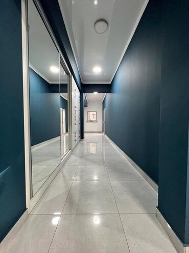 Офисы: Сдаю Офис, 170 м², В частном доме, С отдельной кухней, 1 линия, С отдельным входом at lalafo.kg — 6 Офисы: Сдаю Офис, 170 м², В частном доме, С отдельной кухней, 1 линия, С отдельным входом — 6