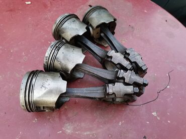 Auto delovi: Klipovi 79,00 Lada 2104 Karavan,2105,2107 Riva motor 1.3 Niva 1.6 — 3