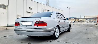 Mercedes-Benz: Mercedes-Benz E-Class: 1995 г., 2.3 л, Механика, Бензин, Седан — 4