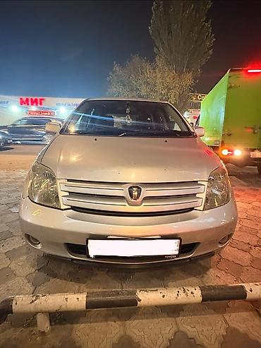 mark 2 qualis: Toyota Ist: 2003 г., 1.5 л, Автомат, Бензин, Хэтчбэк — 3